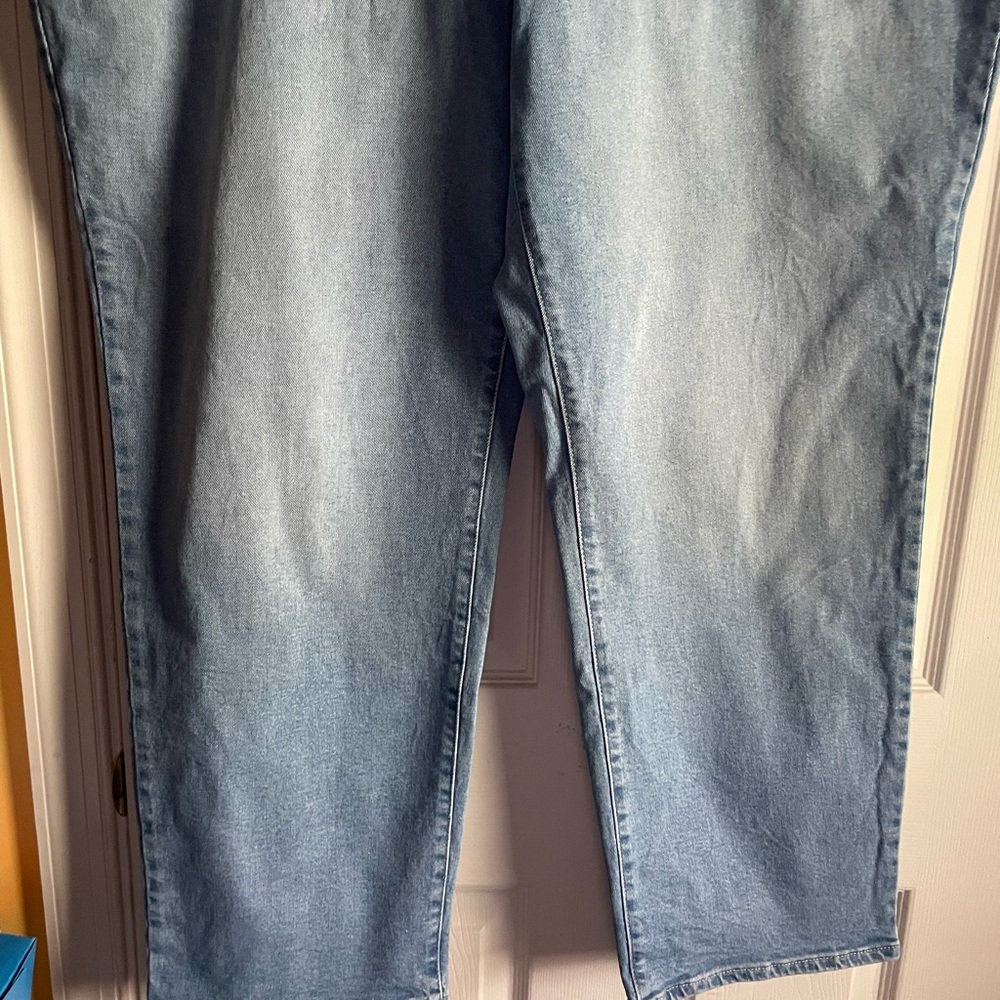 NWOT Seven 7 Women's Size 28 Mid-Rise Straight Jeans - Picture 8 of 15